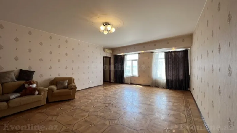 Satılır 3 otaqlı Mənzil Yeni tikili 150 m² Elmlər Akademiyası m. - şəkil 8
