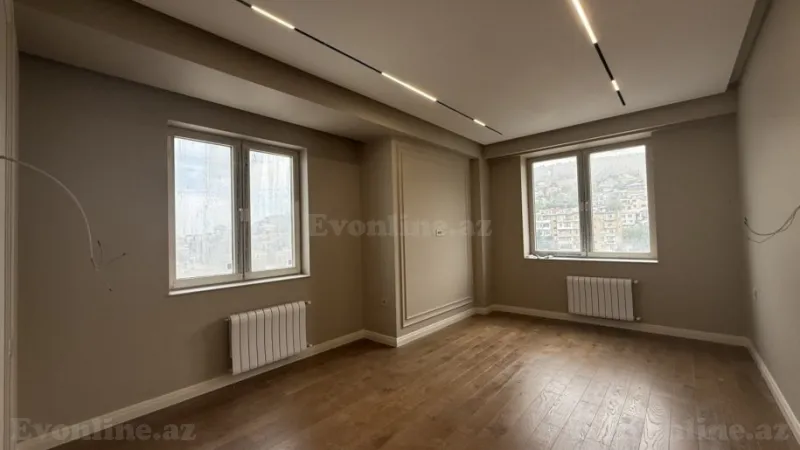 Satılır 4 otaqlı Mənzil Yeni tikili 240 m² Səbail r. - şəkil 13