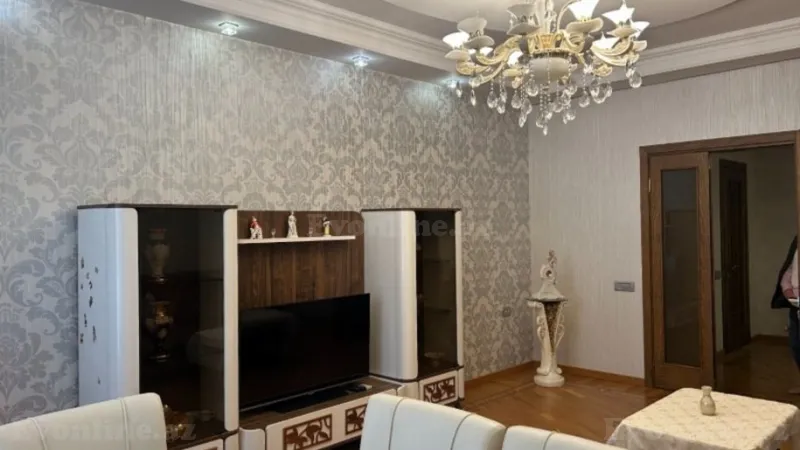 Satılır 3 otaqlı Mənzil Yeni tikili 135 m² Nəsimi r. - şəkil 2