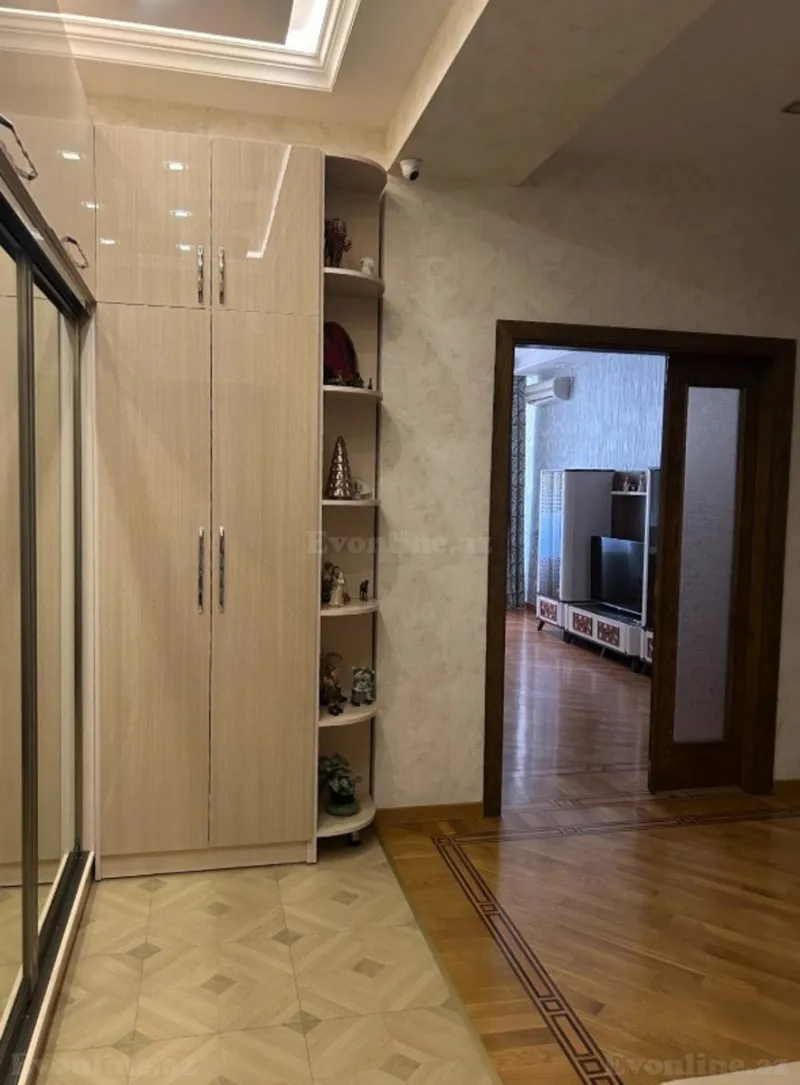 Satılır 3 otaqlı Mənzil Yeni tikili 135 m² Nəsimi r. - şəkil 19