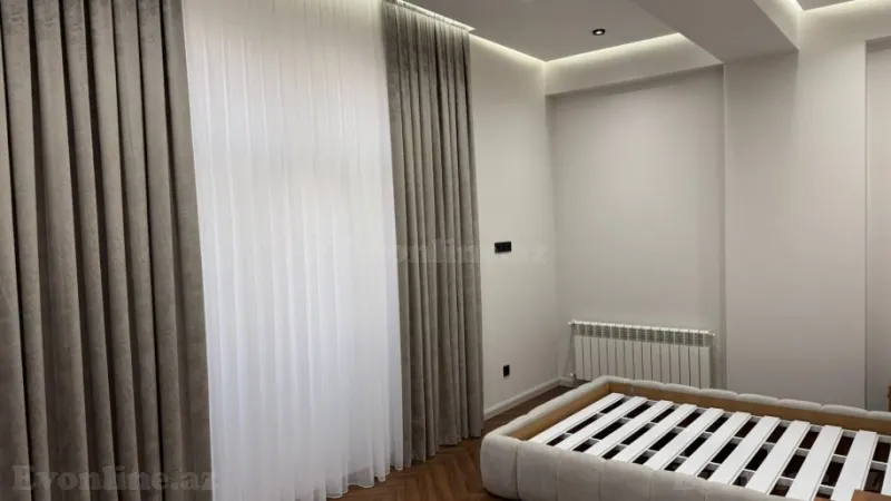 Kirayə verilir 3 otaqlı Mənzil Yeni tikili 130 m² 28 May m. - şəkil 11