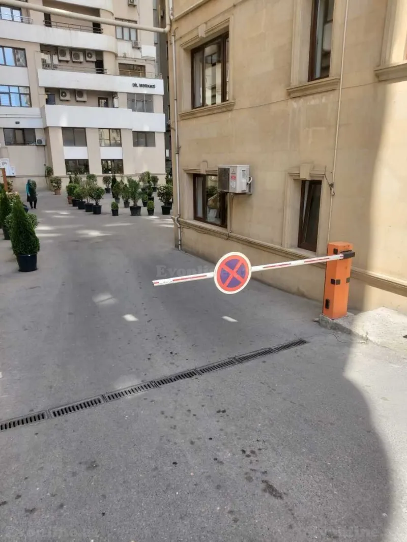 Satılır 3 otaqlı Mənzil Yeni tikili 90 m² Elmlər Akademiyası m. - şəkil 3
