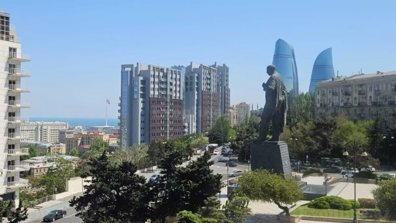2 otaqlı Mənzil 54 m² İçərişəhər m. Satılır
