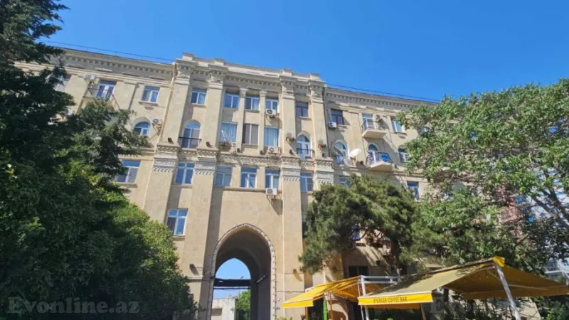 Satılır 2 otaqlı Mənzil Köhnə tikili 54 m² İçərişəhər m. - şəkil 2
