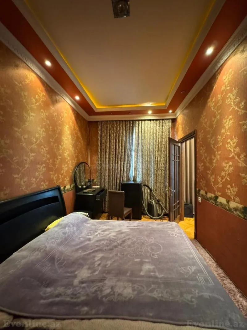 Satılır 2 otaqlı Mənzil Köhnə tikili 54 m² İçərişəhər m. - şəkil 12