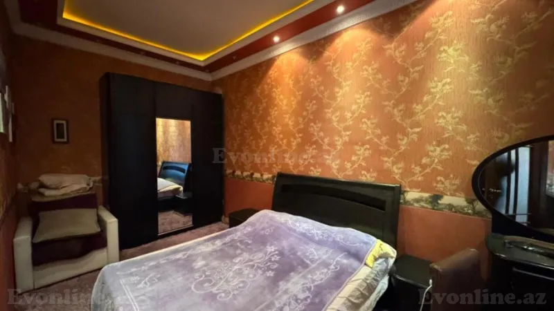 Satılır 2 otaqlı Mənzil Köhnə tikili 54 m² İçərişəhər m. - şəkil 13