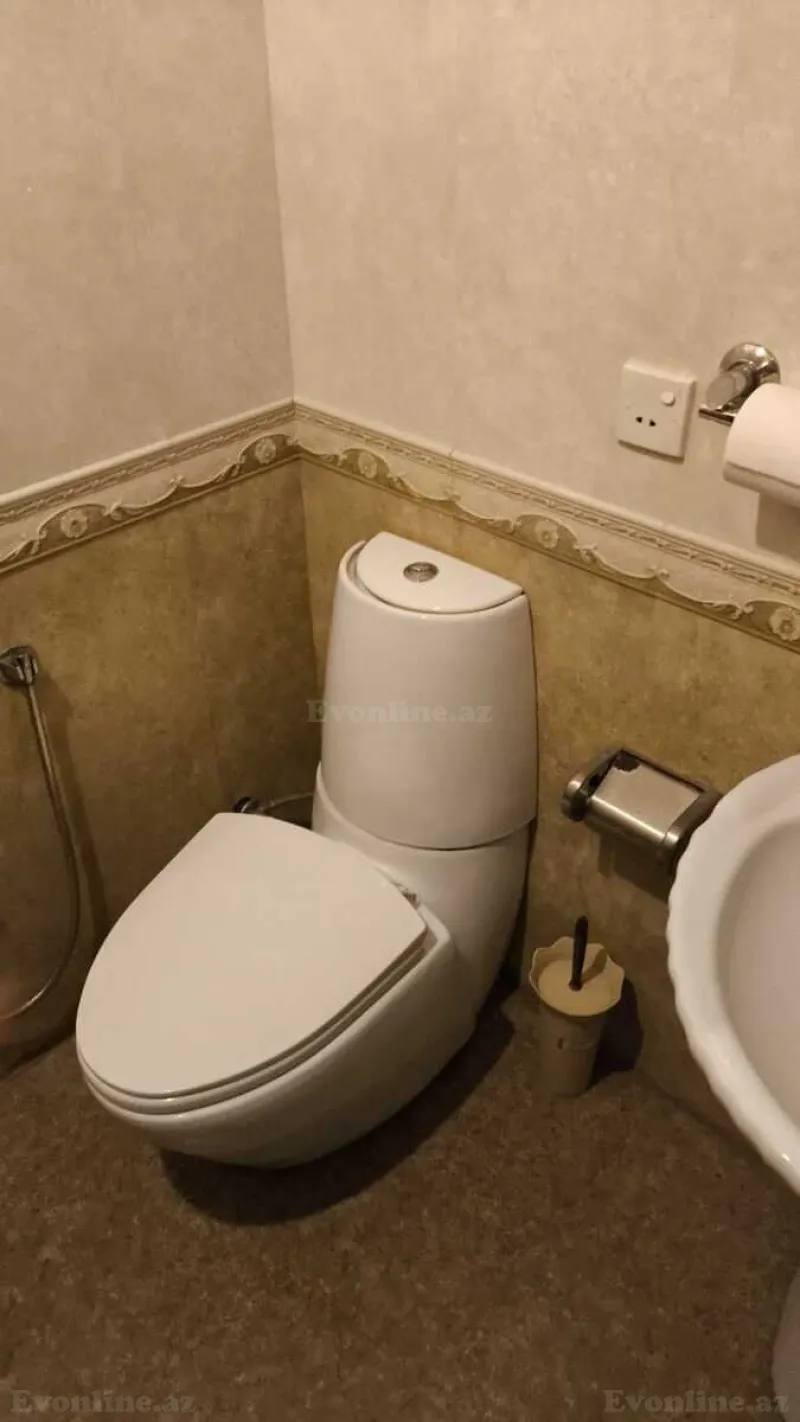 Satılır 4 otaqlı Mənzil Yeni tikili 156 m² 28 May m. - şəkil 11