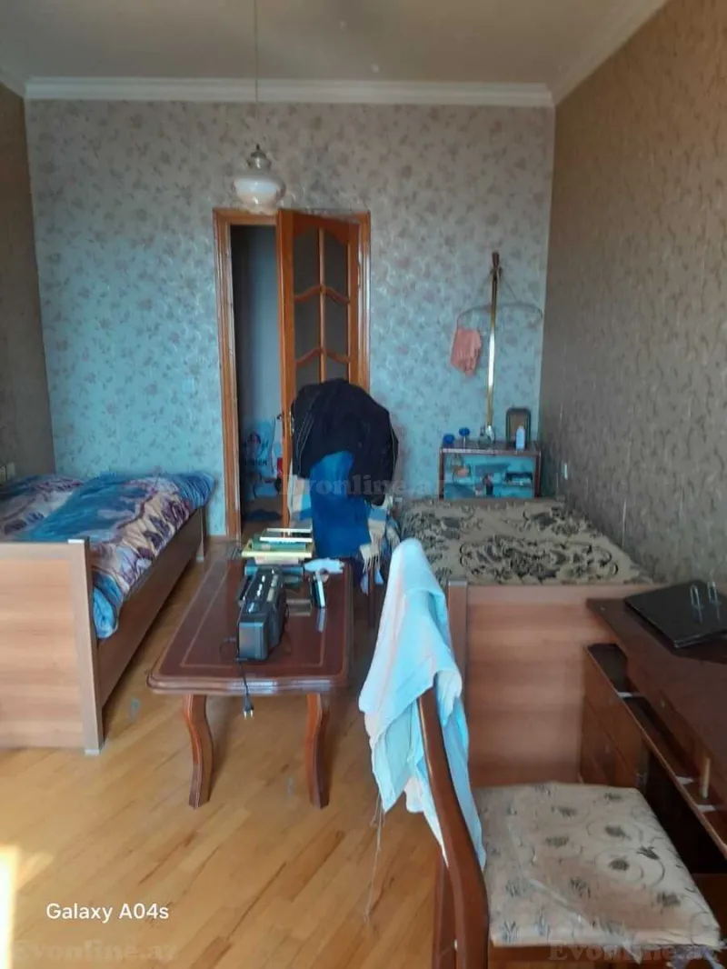 Satılır 2 otaqlı Mənzil Köhnə tikili 65 m² 8-ci mikrorayon - şəkil 5