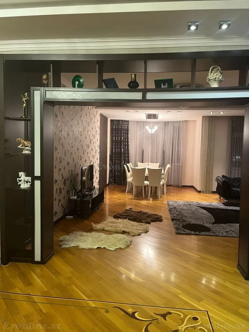Satılır 5 otaqlı Mənzil Yeni tikili 280 m² 28 May m. - şəkil 3