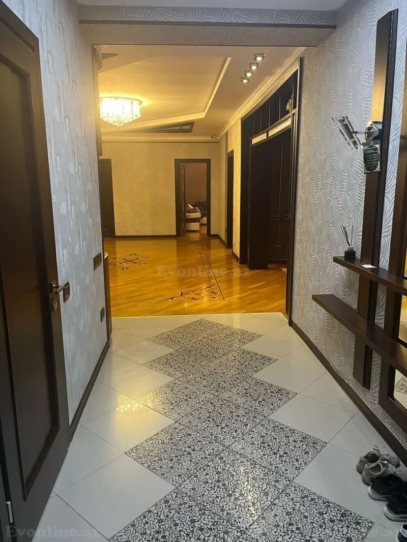 Satılır 5 otaqlı Mənzil Yeni tikili 280 m² 28 May m. - şəkil 14