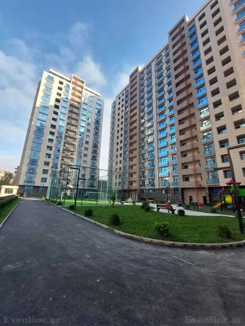 2 otaqlı Mənzil 71 m² 28 May m. Satılır