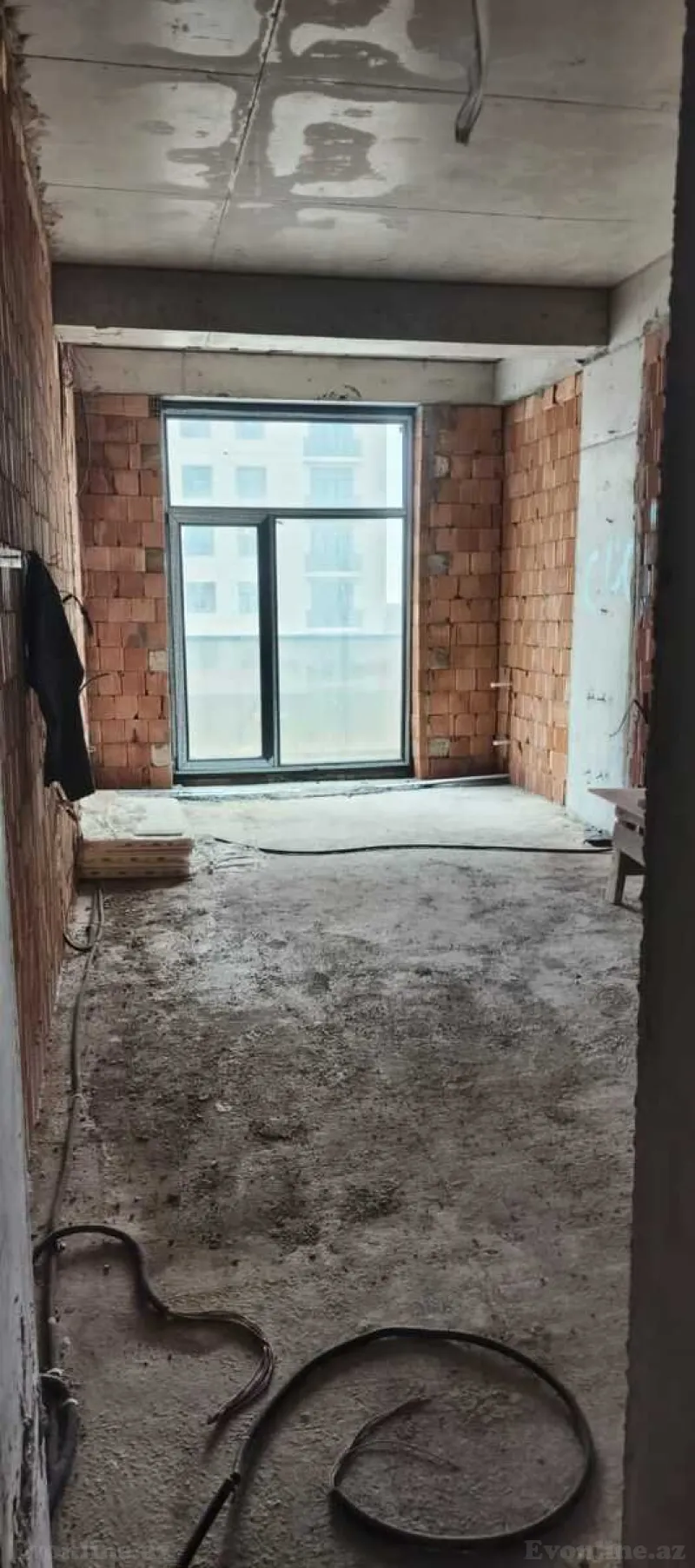 Satılır 2 otaqlı Mənzil Yeni tikili 71 m² 28 May m. - şəkil 2