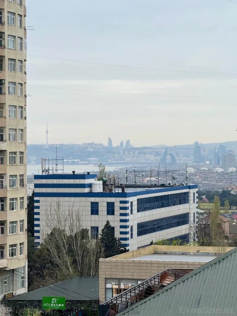 2 otaqlı Mənzil 92 m² Xalqlar Dostluğu m. Satılır