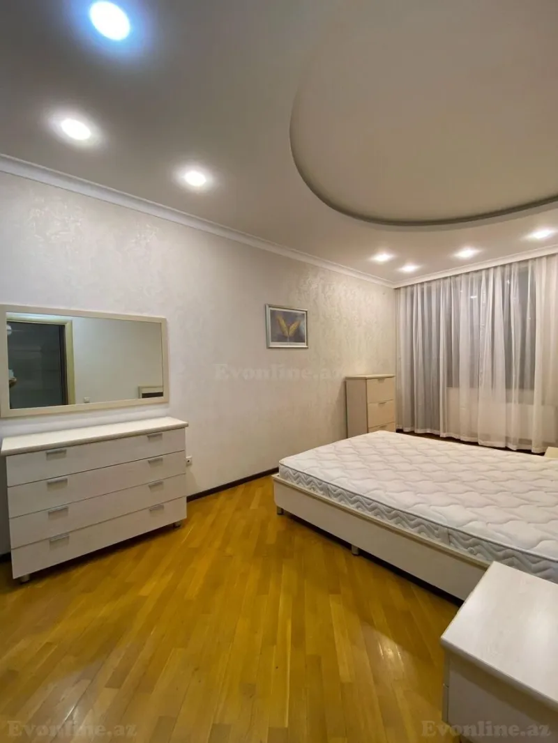 2 otaqlı Mənzil 91 m² Gənclik m. Satılır