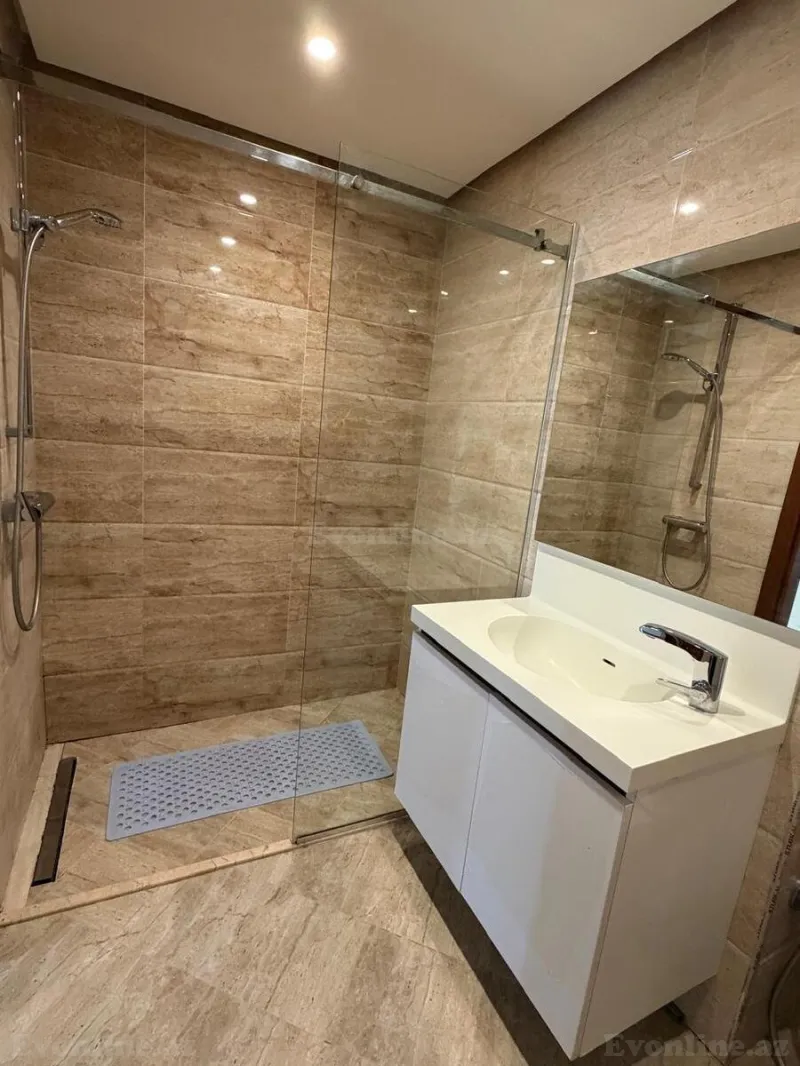 Kirayə verilir 4 otaqlı Mənzil Yeni tikili 175 m² Xətai m. - şəkil 6