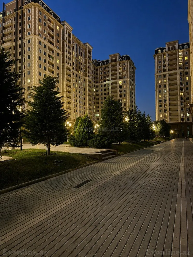 Satılır 2 otaqlı Mənzil Yeni tikili 70 m² Elmlər Akademiyası m.