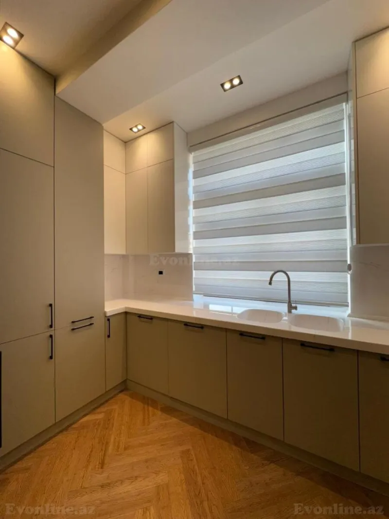 Satılır 2 otaqlı Mənzil Yeni tikili 70 m² Elmlər Akademiyası m. - şəkil 6