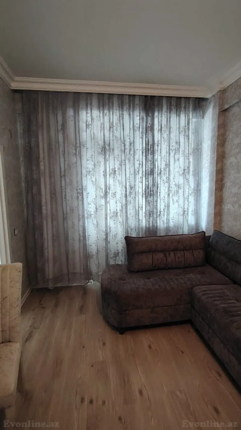 3 otaqlı Mənzil 90 m² Saray Kirayə verilir