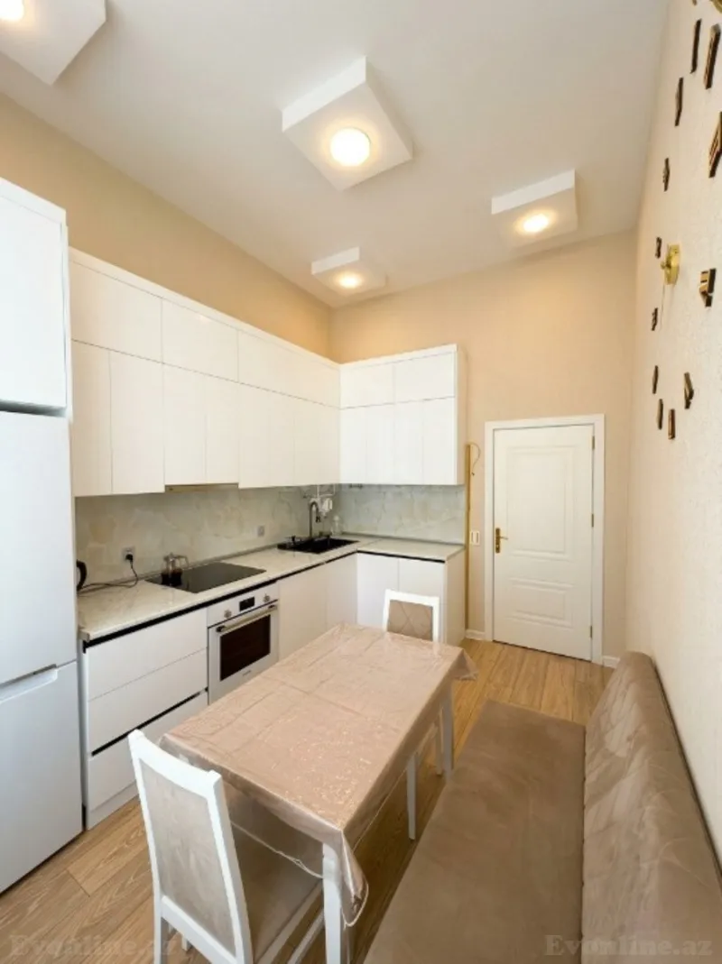 Satılır 2 otaqlı Mənzil Yeni tikili 83 m² Qara Qarayev m. - şəkil 7