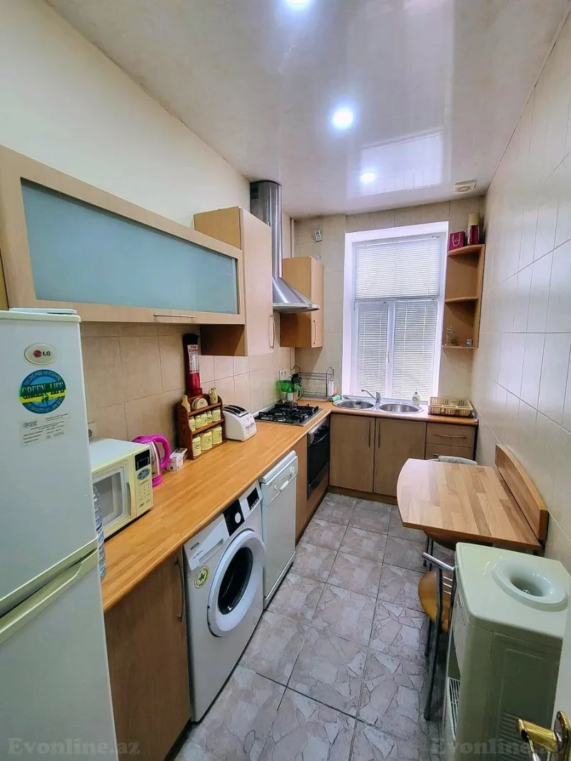 Satılır 2 otaqlı Mənzil Köhnə tikili 60.5 m² Sahil m. - şəkil 7