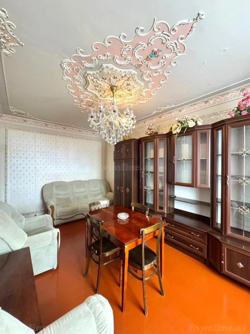 3 otaqlı Mənzil 60 m² Həzi Aslanov m. Satılır