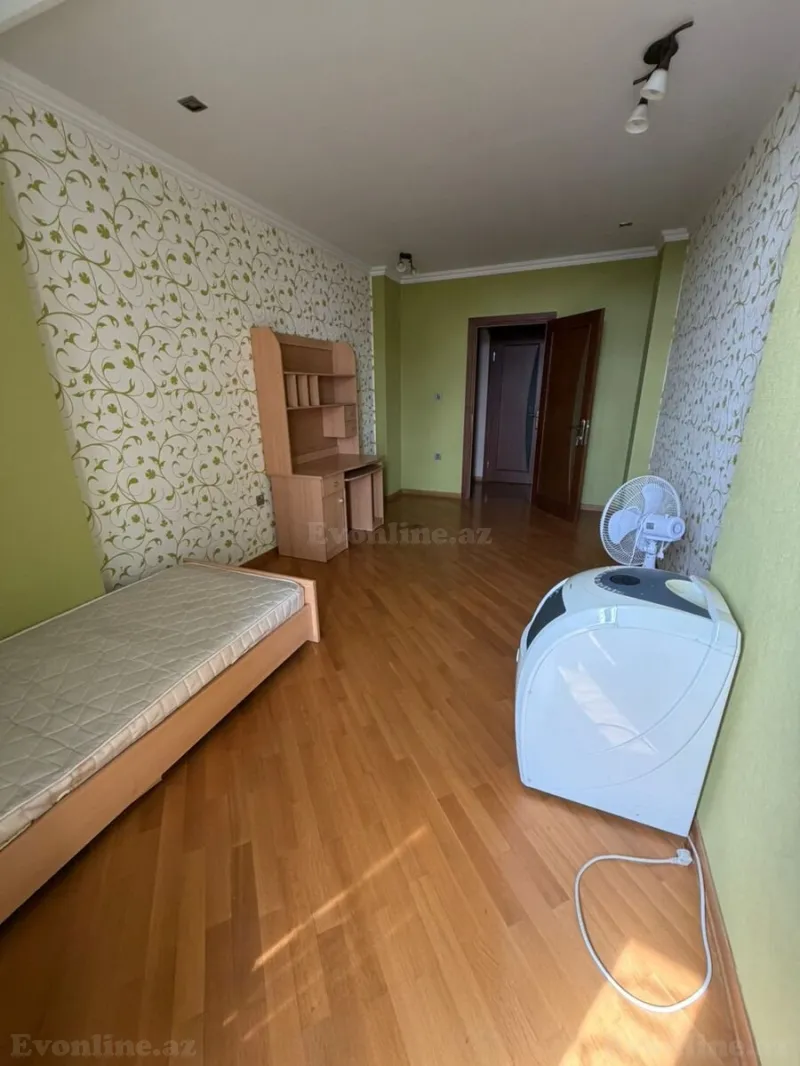 Kirayə verilir 3 otaqlı Mənzil Yeni tikili 140 m² Əhmədli m. - şəkil 13