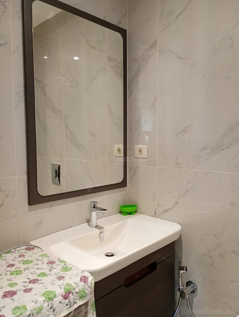 Satılır 2 otaqlı Mənzil Yeni tikili 47 m² Yasamal r. - şəkil 14