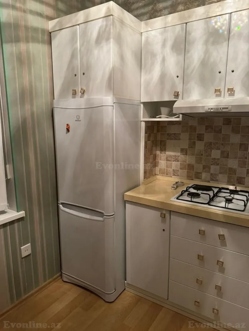 Kirayə verilir 2 otaqlı Mənzil Köhnə tikili 60 m² İçərişəhər m. - şəkil 7