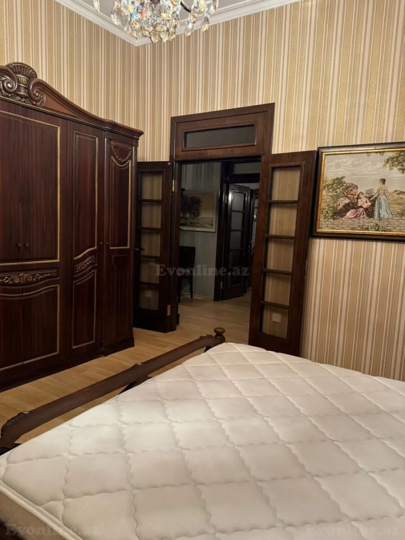 Kirayə verilir 2 otaqlı Mənzil Köhnə tikili 60 m² İçərişəhər m. - şəkil 11