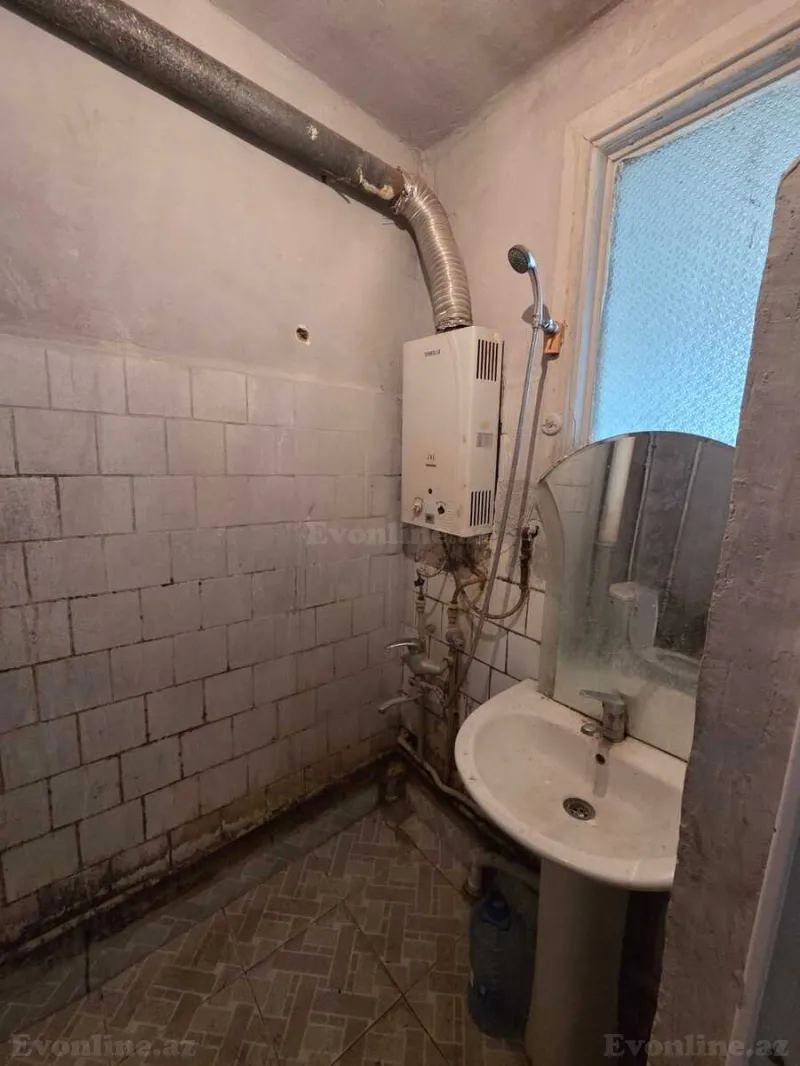 Satılır 2 otaqlı Mənzil Köhnə tikili 51 m² Nizami m. - şəkil 6