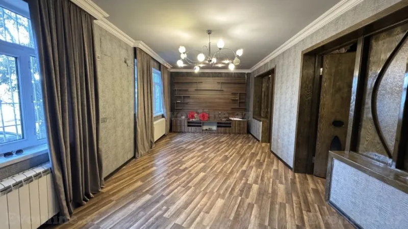 Satılır 3 otaqlı Mənzil Köhnə tikili 70 m² Köhnə Günəşli