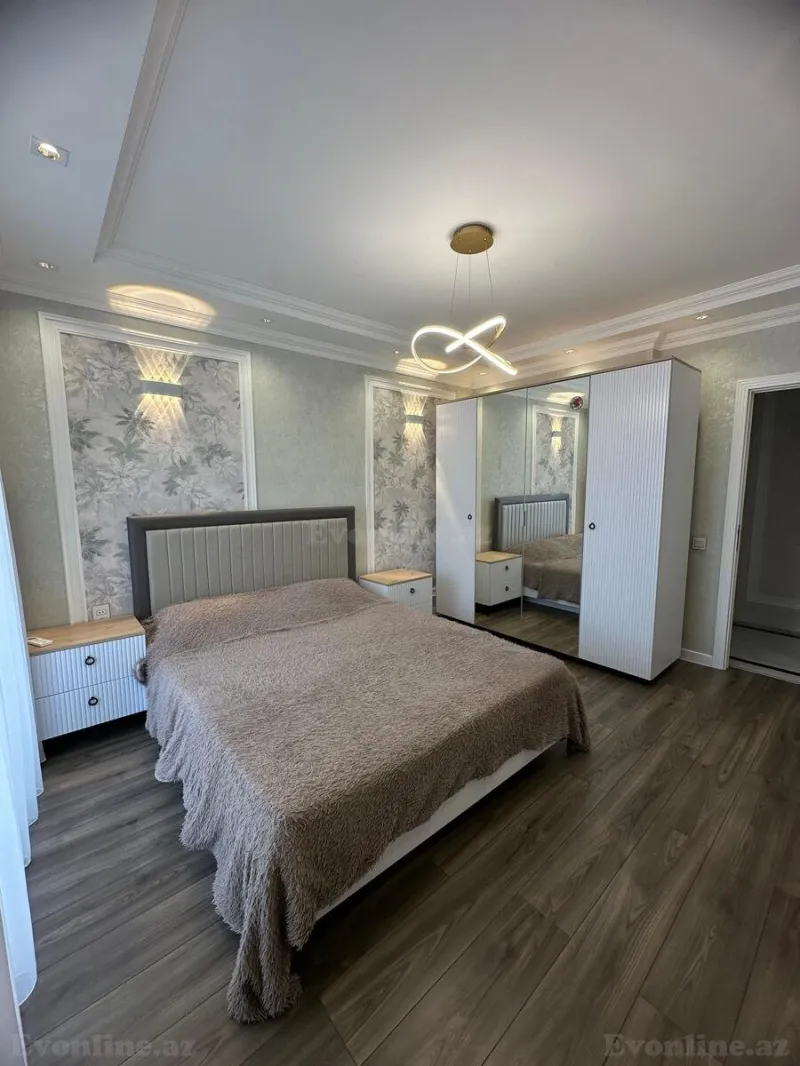 Kirayə verilir 3 otaqlı Mənzil Köhnə tikili 180 m² 28 May m. - şəkil 4