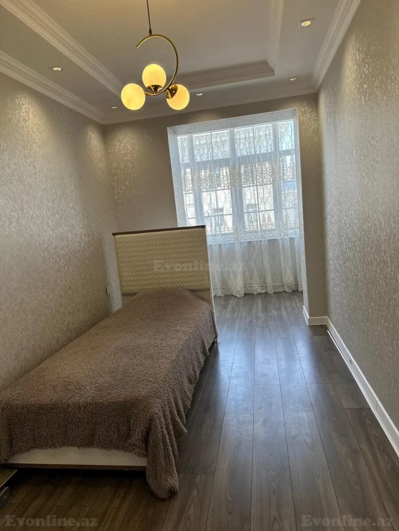 Kirayə verilir 3 otaqlı Mənzil Köhnə tikili 180 m² 28 May m. - şəkil 6