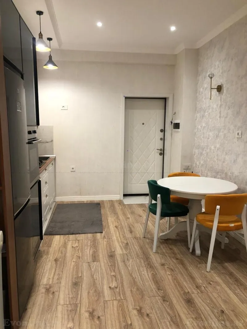Kirayə verilir 2 otaqlı Mənzil Yeni tikili 70 m² Azadlıq prospekti m. - şəkil 5