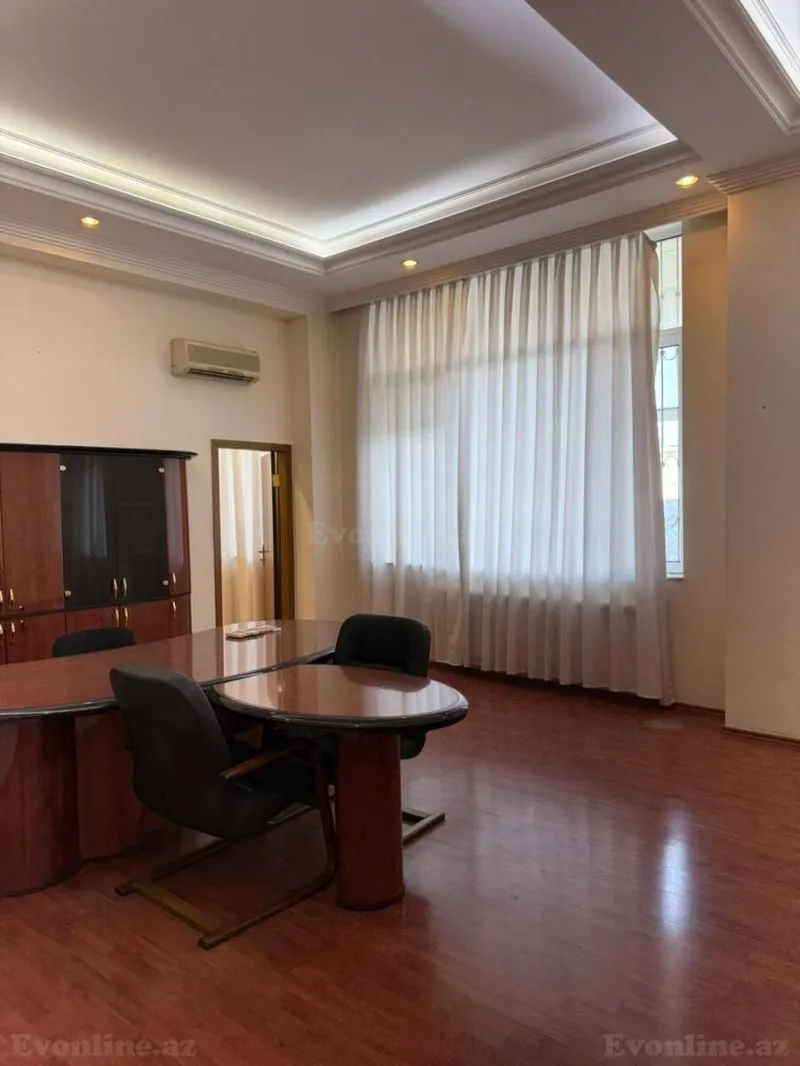 Kirayə verilir Ofis 205 m² İnşaatçılar m. - şəkil 2