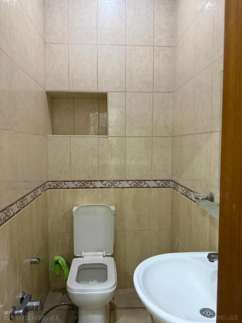 Kirayə verilir Ofis 205 m² İnşaatçılar m. - şəkil 26