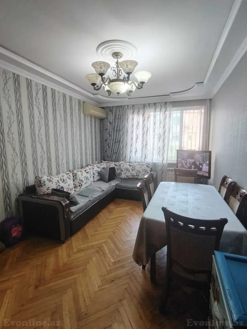 Kirayə verilir 2 otaqlı Mənzil Köhnə tikili 46 m² 5-ci mikrorayon
