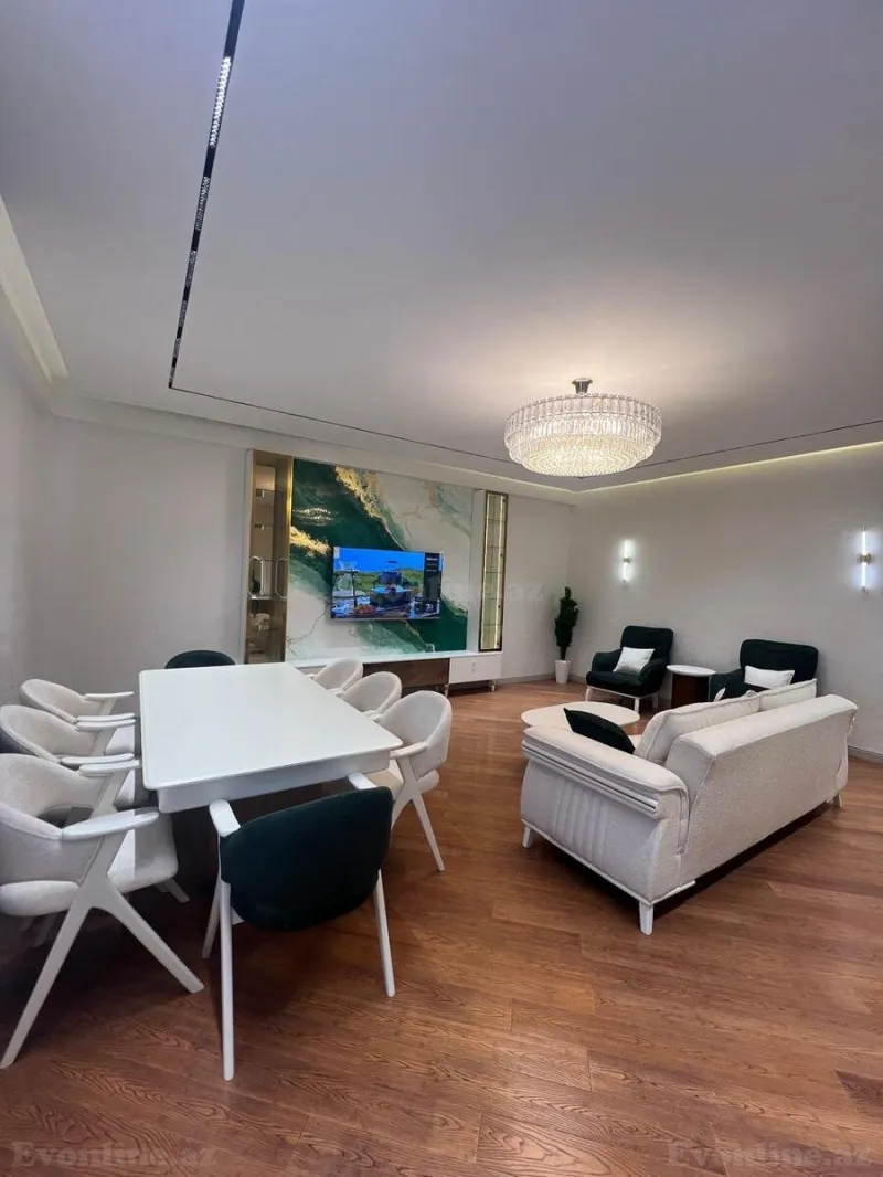 Satılır 4 otaqlı Mənzil Yeni tikili 145 m² 8 Noyabr m. - şəkil 2