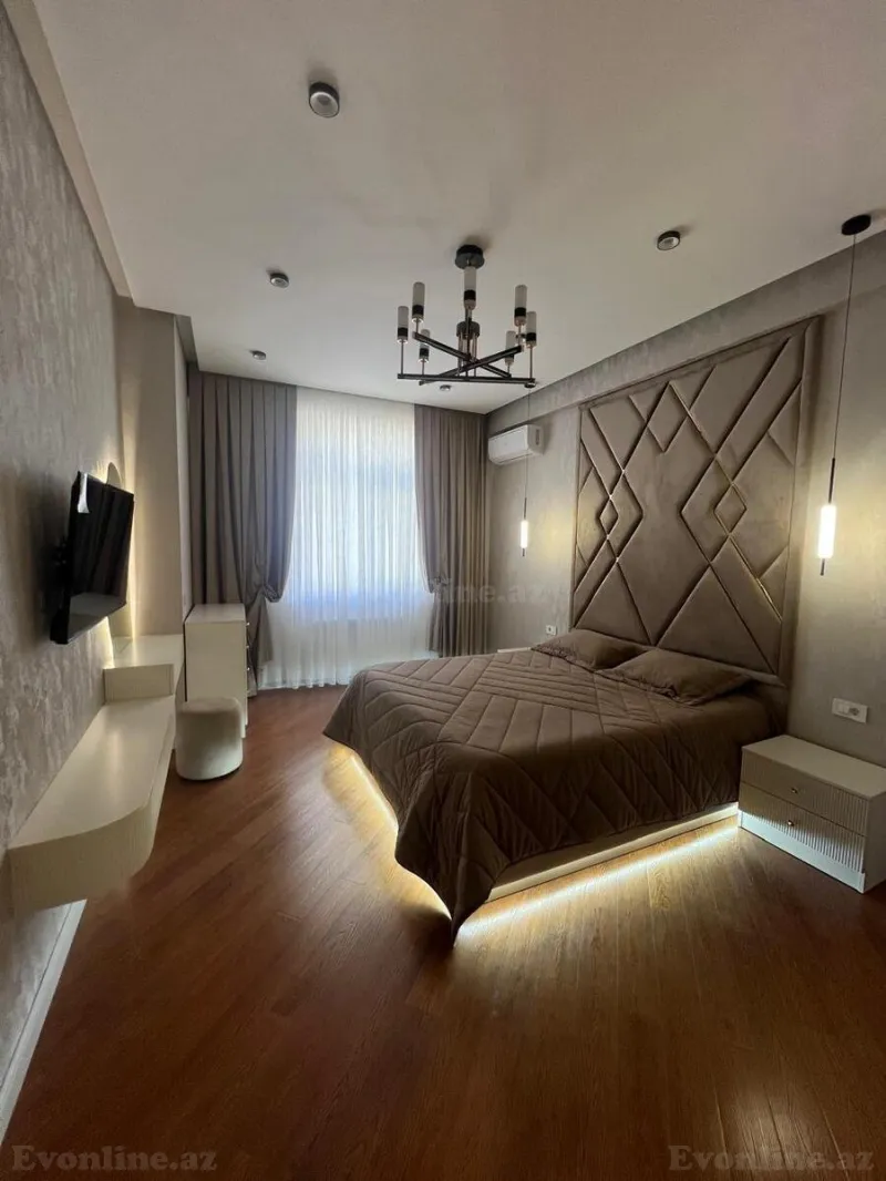 Satılır 4 otaqlı Mənzil Yeni tikili 145 m² 8 Noyabr m. - şəkil 5