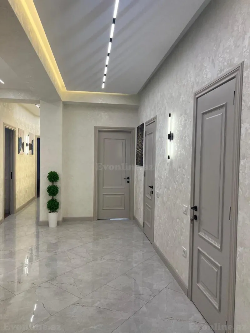 Satılır 4 otaqlı Mənzil Yeni tikili 145 m² 8 Noyabr m. - şəkil 23
