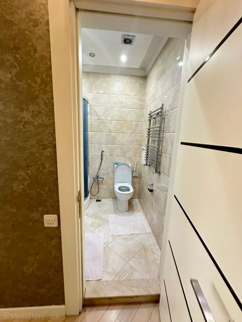 Satılır 3 otaqlı Mənzil Yeni tikili 130 m² Gənclik m. - şəkil 11