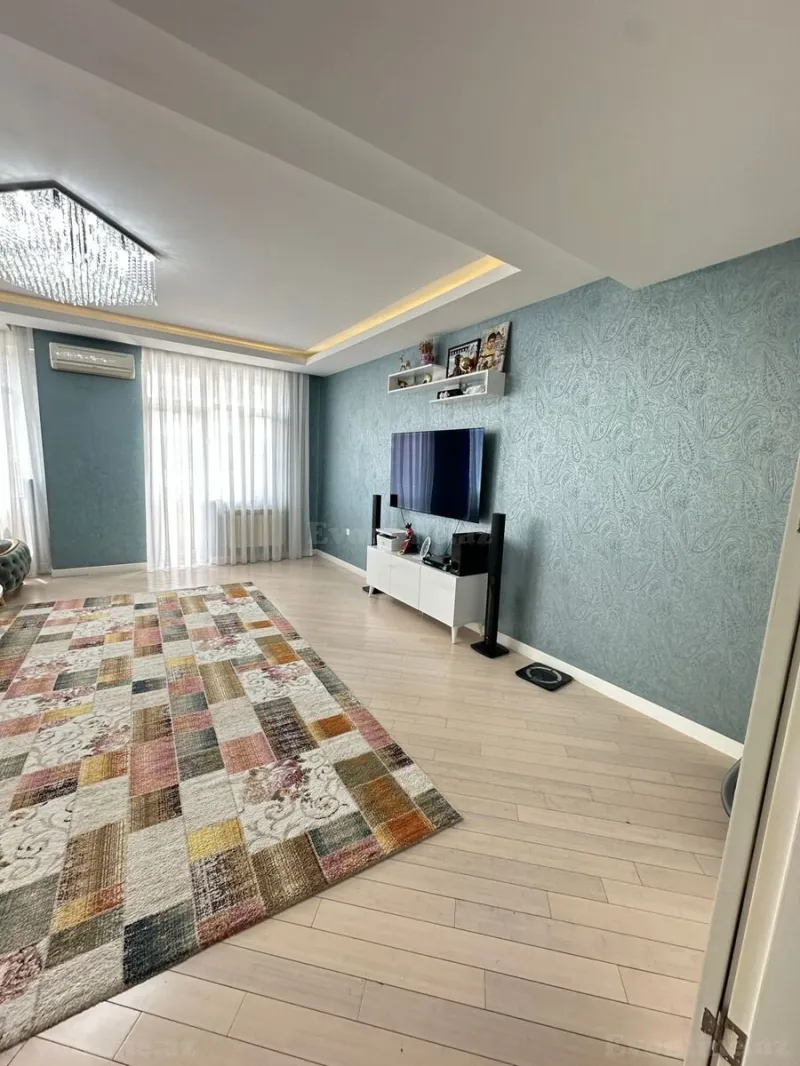 Satılır 3 otaqlı Mənzil Yeni tikili 130 m² Gənclik m. - şəkil 29