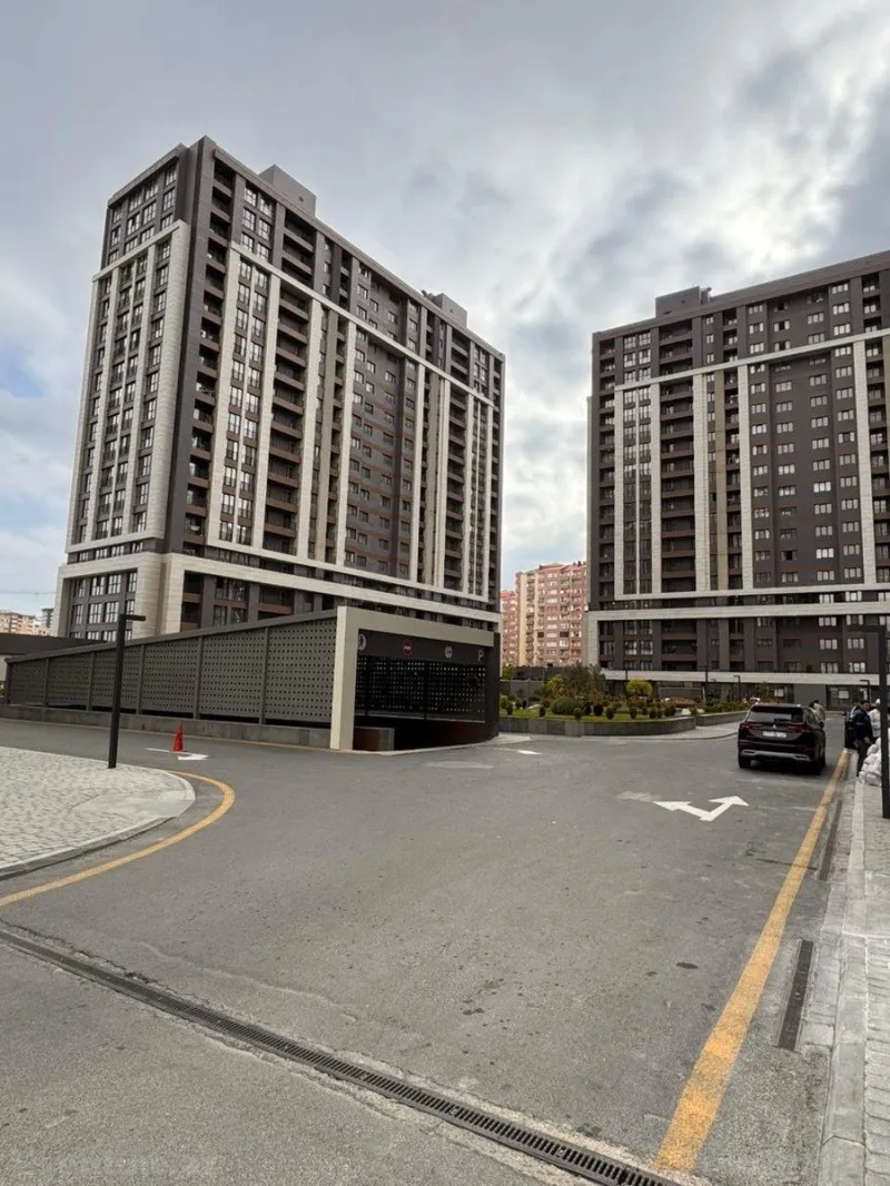 Satılır 4 otaqlı Mənzil Yeni tikili 200 m² Xətai m. - şəkil 2