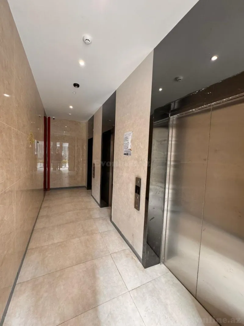 Satılır 4 otaqlı Mənzil Yeni tikili 200 m² Xətai m. - şəkil 3