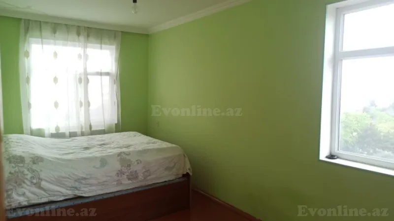 Satılır 2 otaqlı Mənzil Köhnə tikili 55 m² Xalqlar Dostluğu m. - şəkil 3