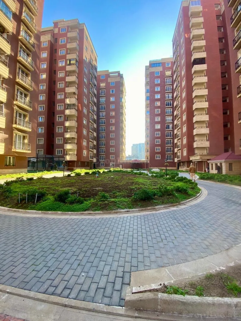 Satılır 5 otaqlı Mənzil Yeni tikili 256 m² Nəsimi r. - şəkil 5