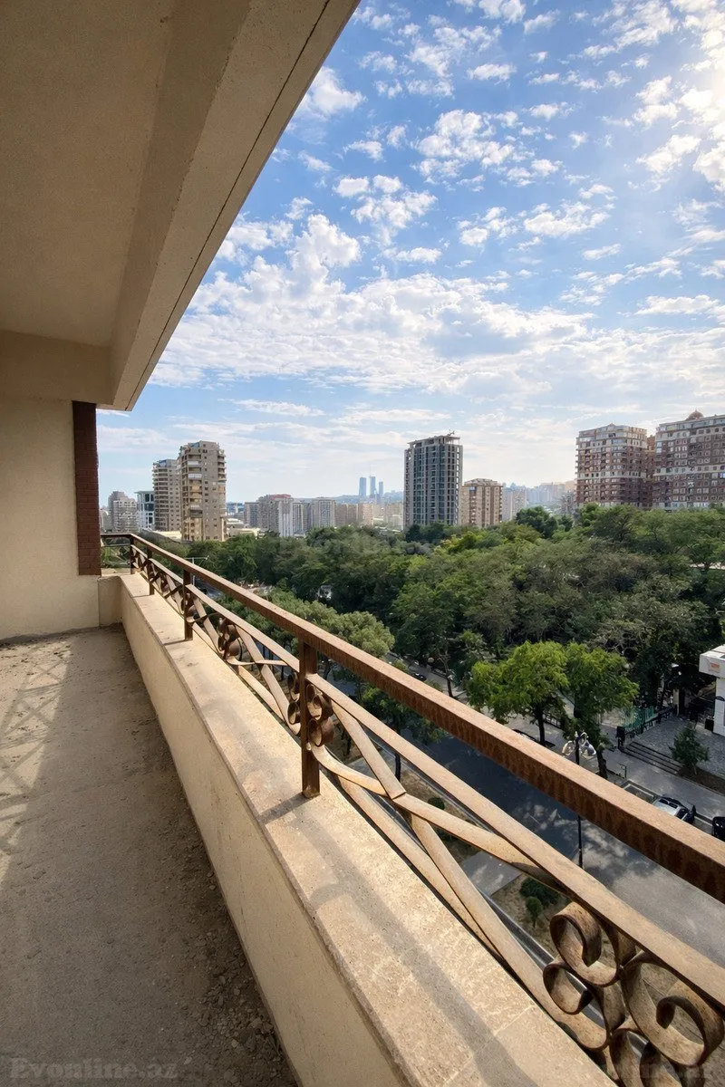 Satılır 5 otaqlı Mənzil Yeni tikili 256 m² Nəsimi r. - şəkil 7