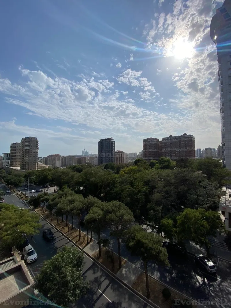 Satılır 5 otaqlı Mənzil Yeni tikili 256 m² Nəsimi r. - şəkil 8