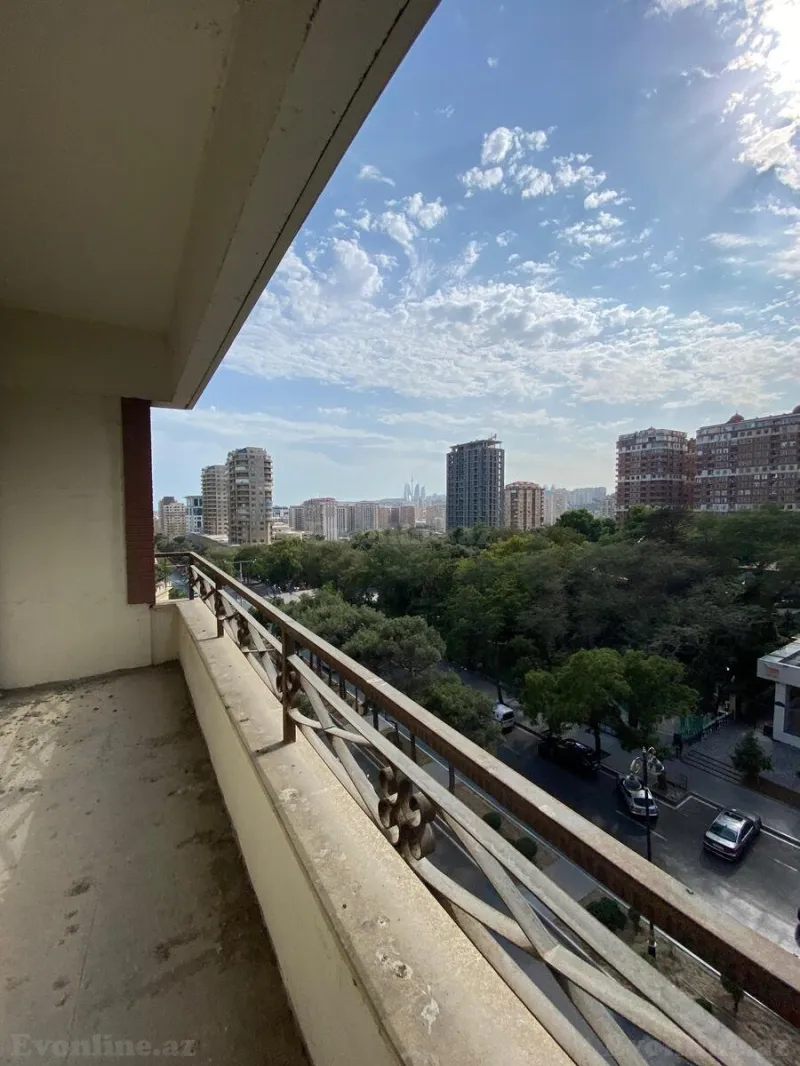 Satılır 5 otaqlı Mənzil Yeni tikili 256 m² Nəsimi r. - şəkil 19