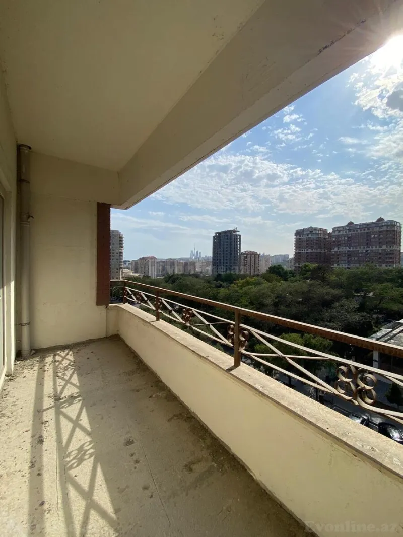Satılır 5 otaqlı Mənzil Yeni tikili 256 m² Nəsimi r. - şəkil 21